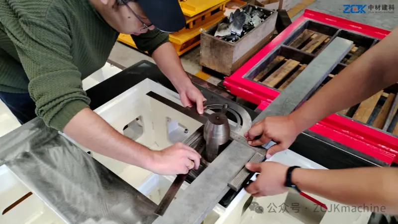 ZCJK liefert hochpräzise kundenspezifische Formen an einen saudischen Kunden